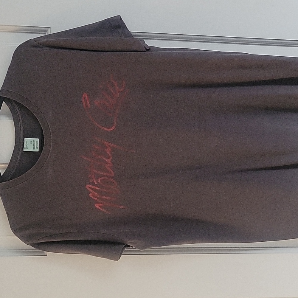Men’s Motley Crue t-shirt